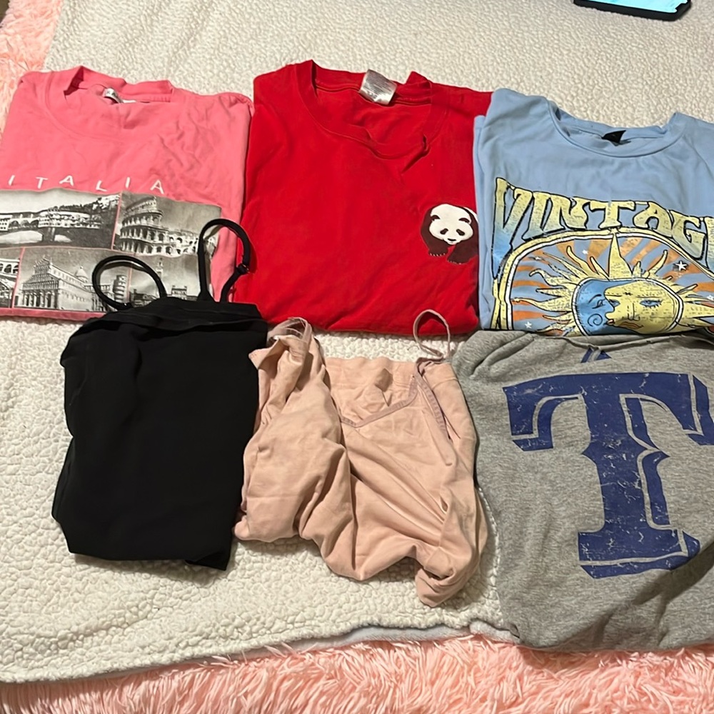 4 tshirt and 2 tank tops. retro.
